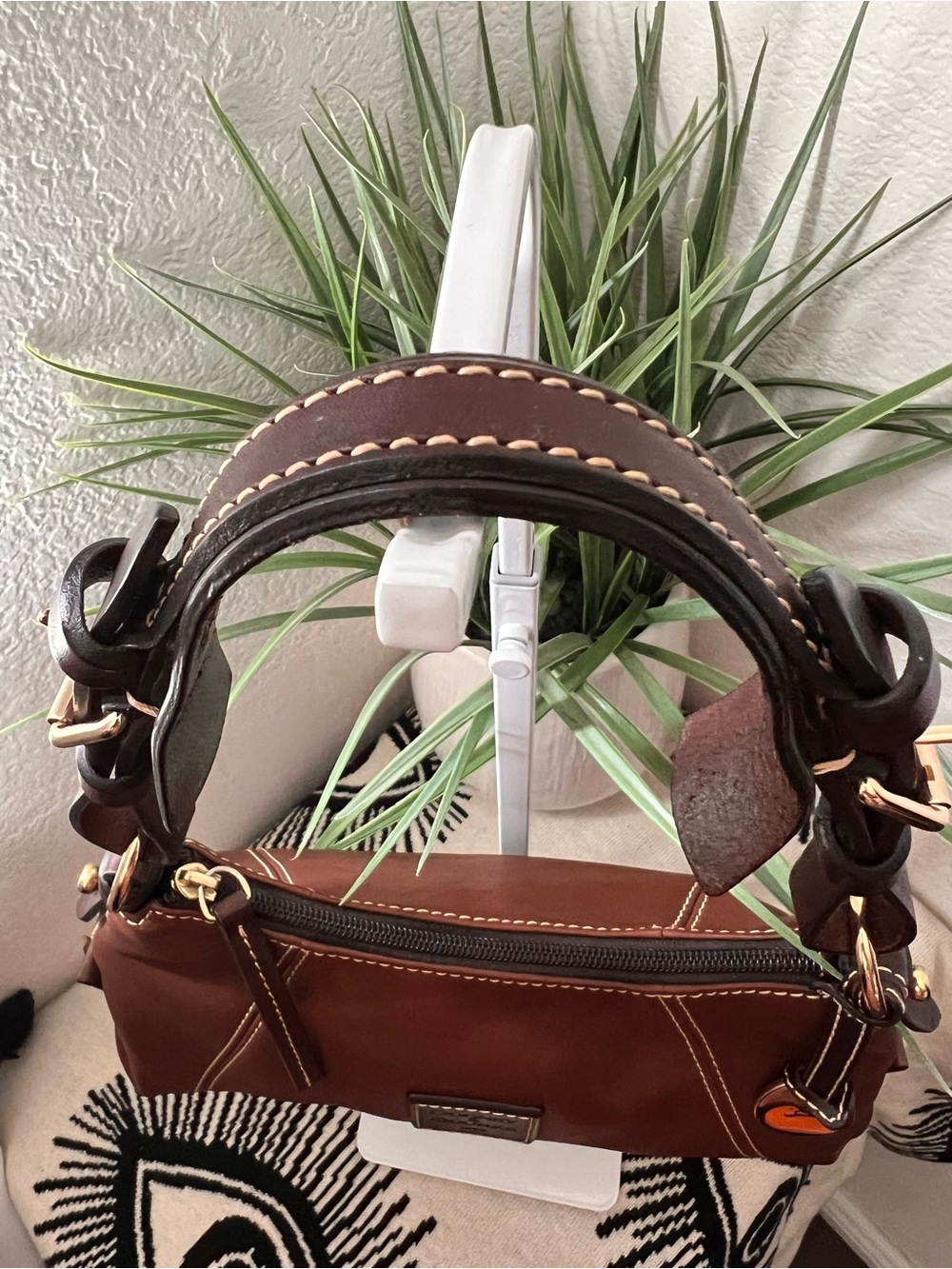 Dooney & Bourke Small East West Slouch Hobo Shoulder Bag - Picture 5 of 12